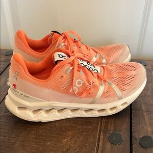 On Running On Cloudsurfer Athletic Shoe Women's 8 CloudTec Phase Technology